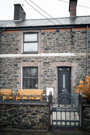 Snowdonia Quarryman cottage
